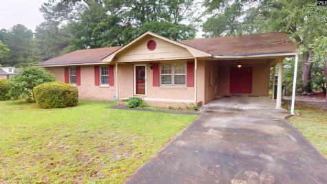 633 Sykes Street Manning SC 29102