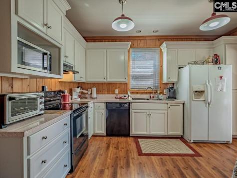 1296 Levi Street Manning SC 29102