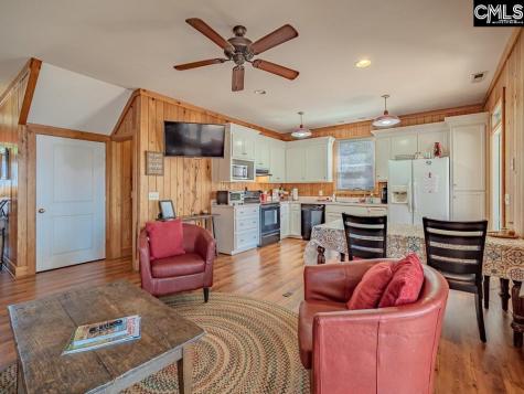 1296 Levi Street Manning SC 29102
