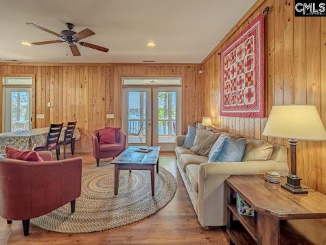 1296 Levi Street Manning SC 29102