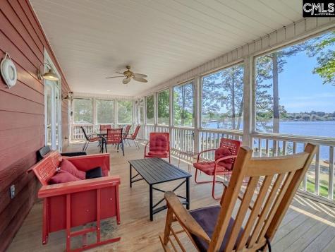 1296 Levi Street Manning SC 29102