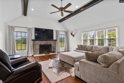 213 Tombfield Road Camden SC 29020