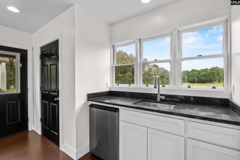 213 Tombfield Road Camden SC 29020