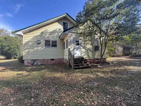 602 S Leesburg Street Hartsville SC 29550