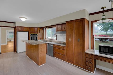 220 Nance Street Whitmire SC 29178