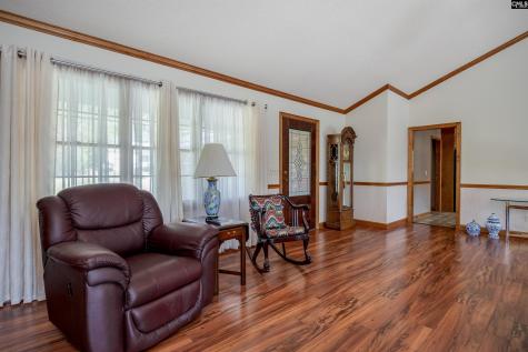 217 Tamwood Circle Cayce SC 29033