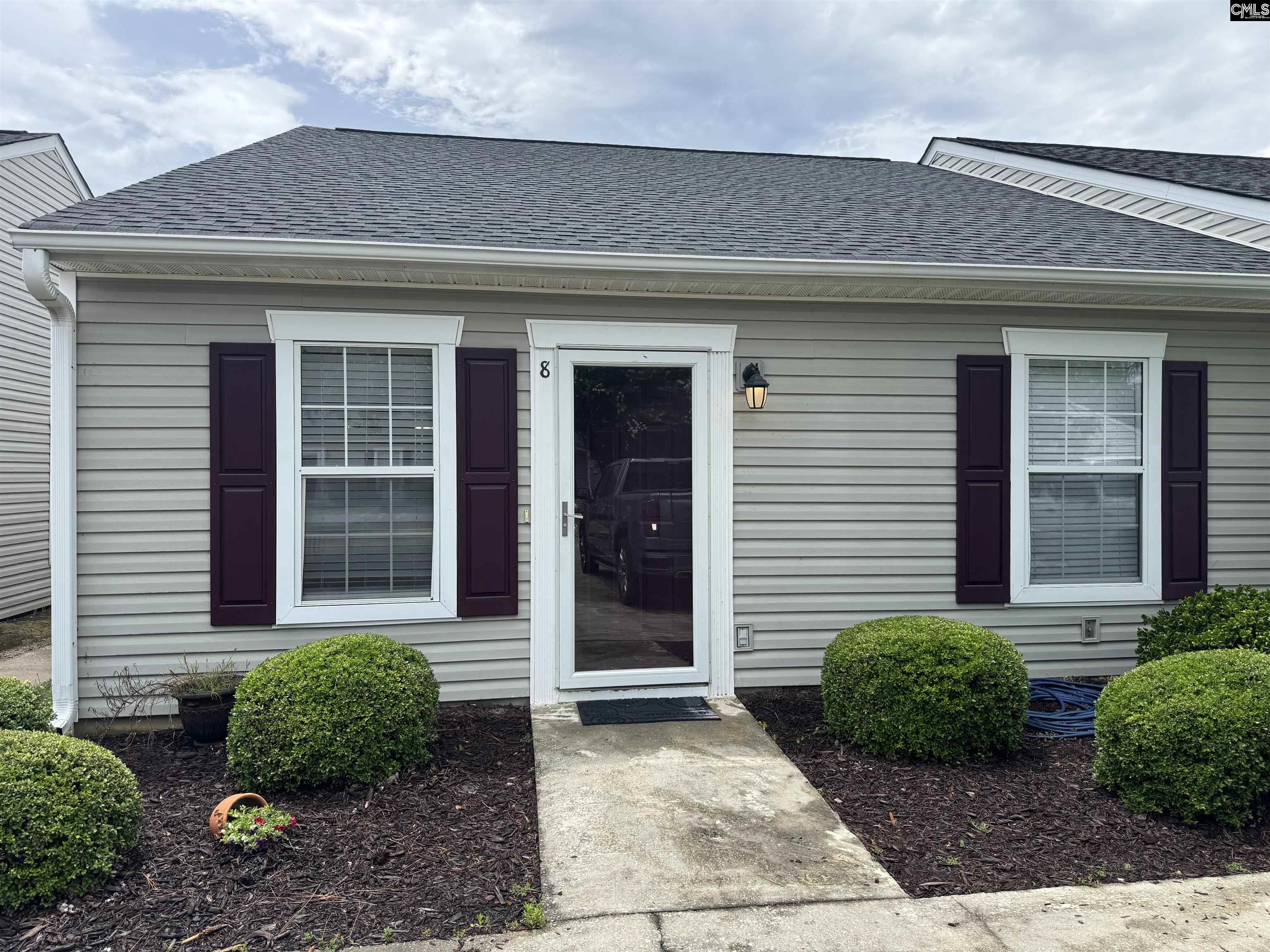 8 Hampton Oaks Place Columbia SC 29212