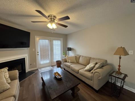 8 Hampton Oaks Place Columbia SC 29212
