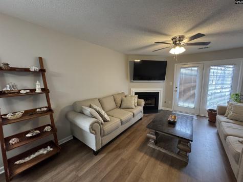8 Hampton Oaks Place Columbia SC 29212