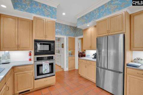33 Lakeview Circle Columbia SC 29206