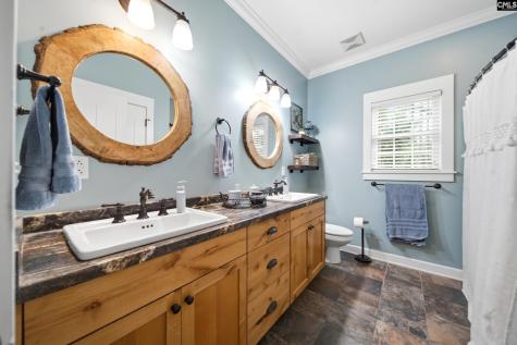 1634 Huttos Chapel Barnwell SC 29812