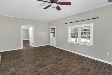 529 N Lee Street Leesville SC 29070