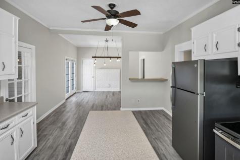529 N Lee Street Leesville SC 29070