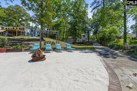651 Living Inn Road Prosperity SC 29127