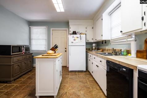 3963 Live Oak Street Columbia SC 29205