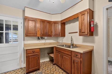 1732 Sunnyside Drive Cayce SC 29033