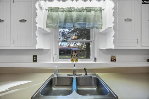 102 Dry Gulch Road Saluda SC 29138-0000
