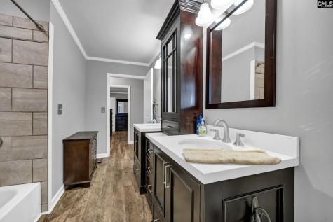 102 Dry Gulch Road Saluda SC 29138-0000