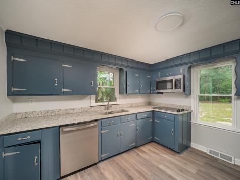 178 Lynn Street West Columbia SC 29172
