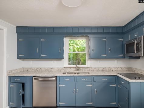 178 Lynn Street West Columbia SC 29172