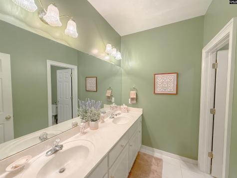 568 Charles Court Lexington SC 29072