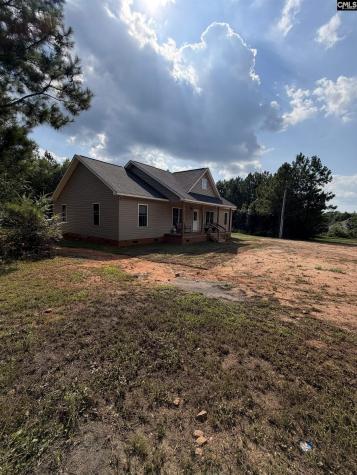 8377 Macedonia Church Road Prosperity SC 29127