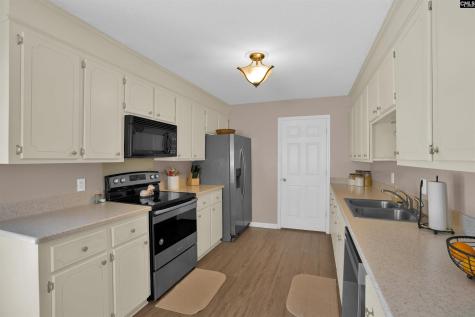 152 Toucan Way Lexington SC 29073-9377