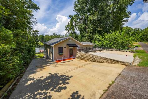 912 Lakewood Drive Prosperity SC 29127