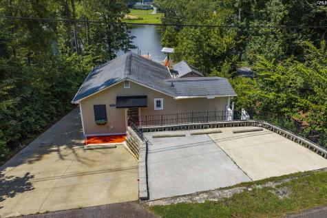 912 Lakewood Drive Prosperity SC 29127