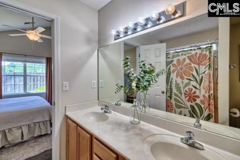 202 Garden Arbor Court Lexington SC 29072