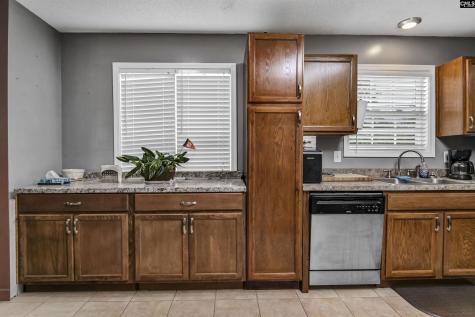 766 Johnson King Road Swansea SC 29160