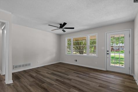 132 Fairlawn Court Columbia SC 29203
