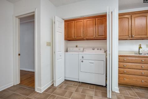 331 Bond Street Batesburg SC 29006