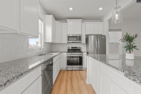 1054 Crescent Moon Loop Hopkins SC 29061