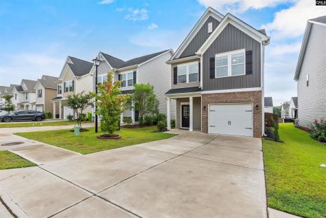 1054 Crescent Moon Loop Hopkins SC 29061