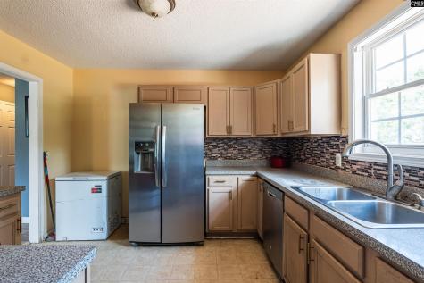 128 Sandy Creek Court Gaston SC 29053