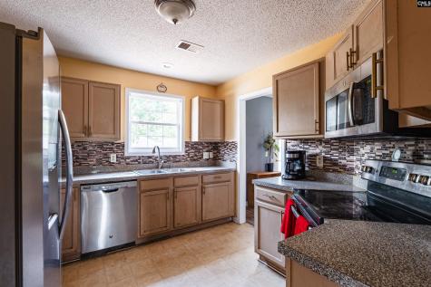 128 Sandy Creek Court Gaston SC 29053