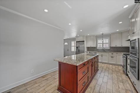 3 Holly Tree Court Columbia SC 29204