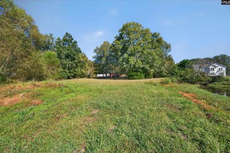 1109 Natures Cove Road Saluda SC 29138
