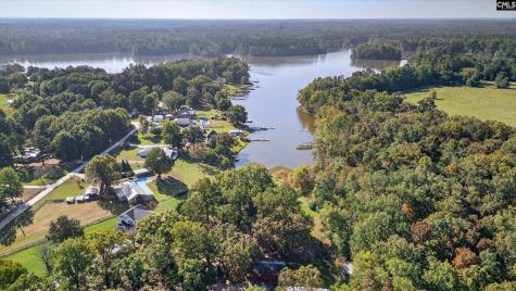 1109 Natures Cove Road Saluda SC 29138
