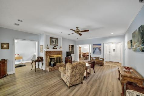 8 Southbury Lane Columbia SC 29209