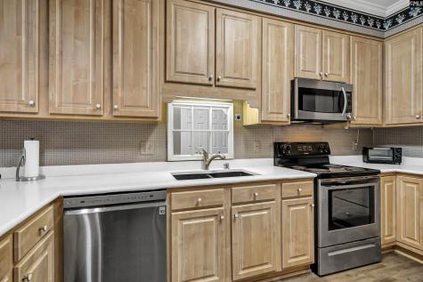 8 Southbury Lane Columbia SC 29209
