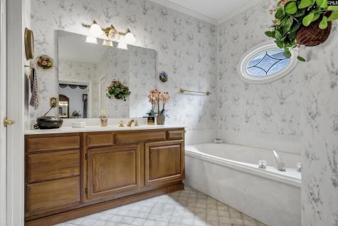 8 Southbury Lane Columbia SC 29209