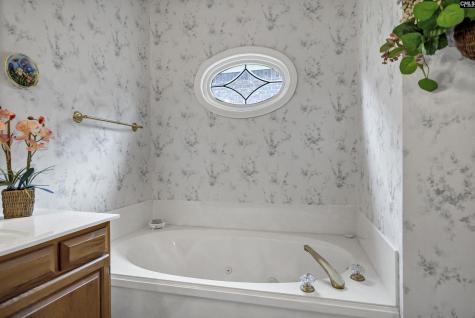 8 Southbury Lane Columbia SC 29209