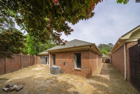 8 Southbury Lane Columbia SC 29209