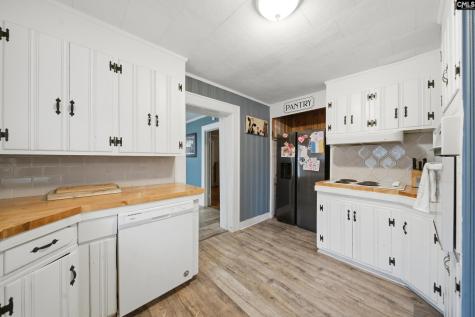 495 Barnwell Street Springfield SC 29146