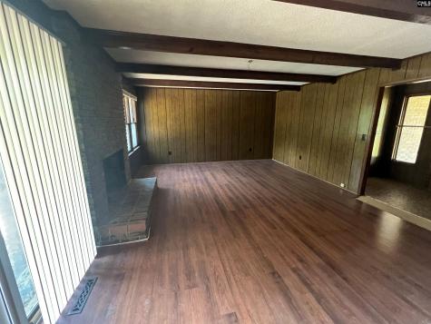 554 Woodland Road Silverstreet SC 29145