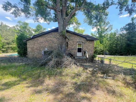 554 Woodland Road Silverstreet SC 29145