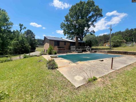 554 Woodland Road Silverstreet SC 29145