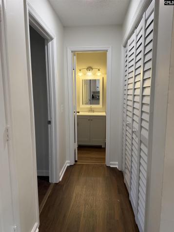 6 Crescent Lane Columbia SC 29212